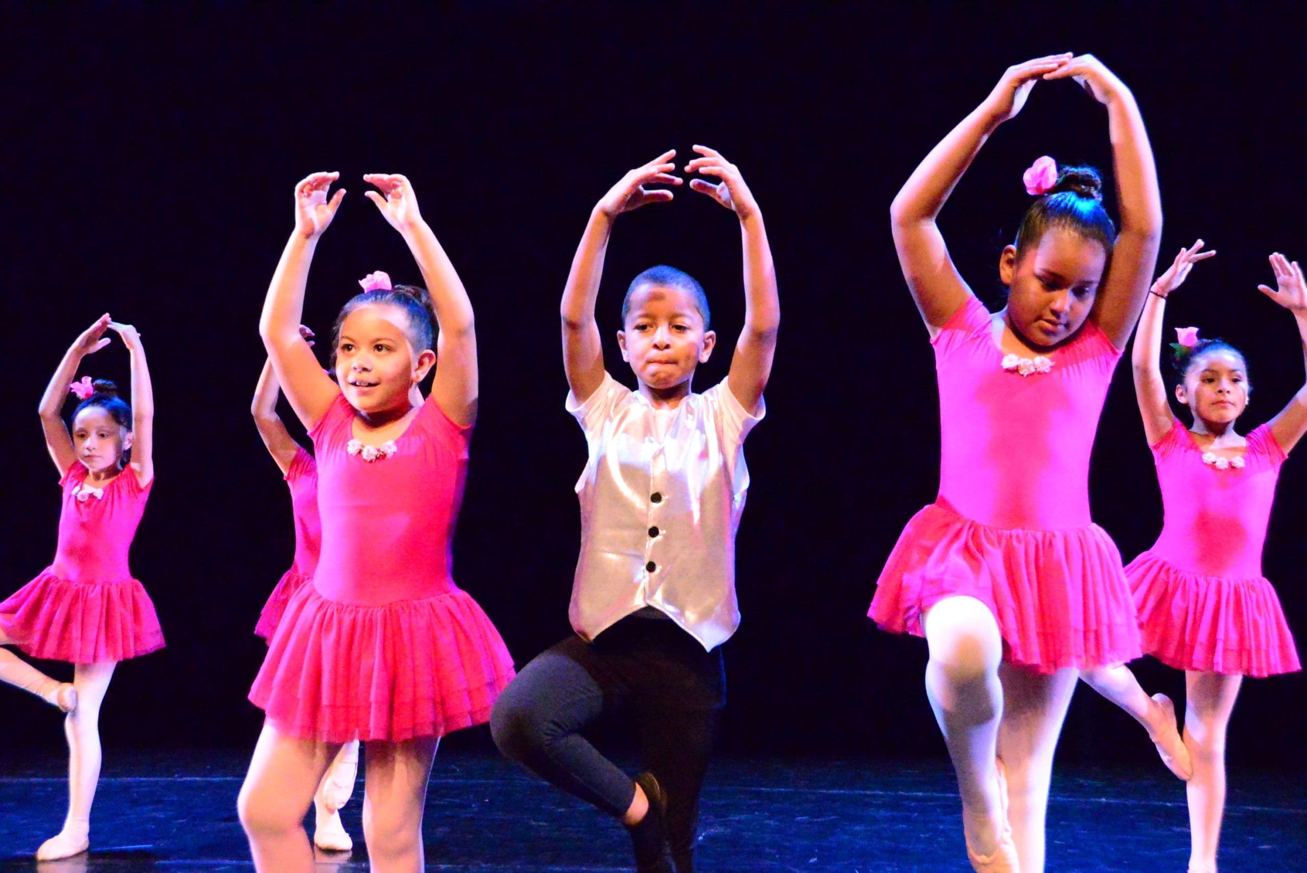 Children’s Beginning Ballet | Ages 7-9 | Saturdays 10:45-11:45
